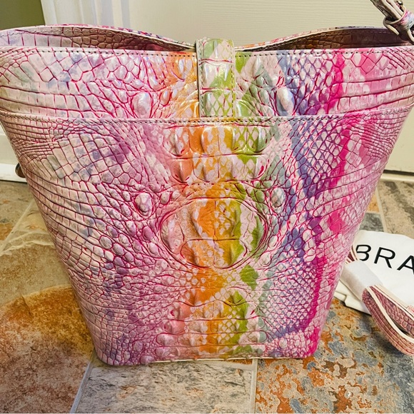 💘NWOT! RARE COLOR!! Brahmin Leather Croc Shira in Optimism! - Picture 8 of 16